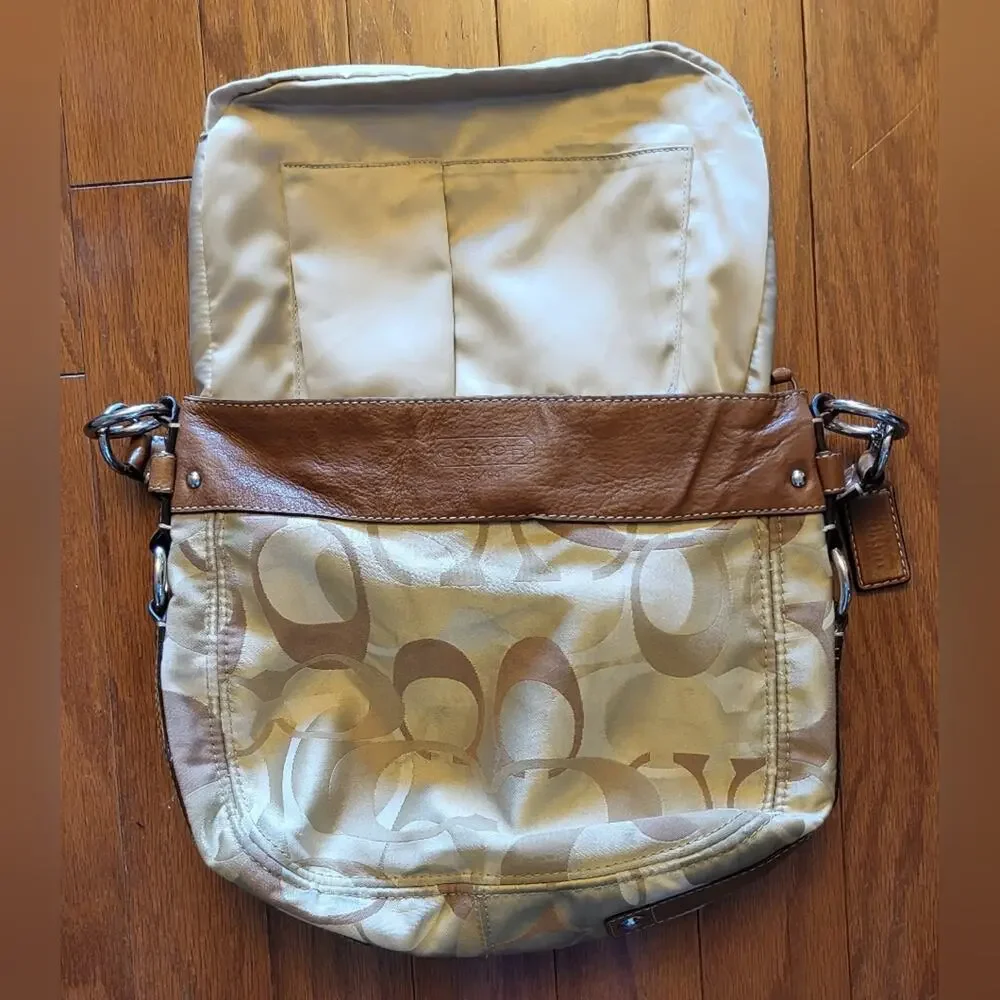 Coach Zoe Hobo Bag Tan Brown Leather M0967-F14711 EUC Vintage Style Y2K